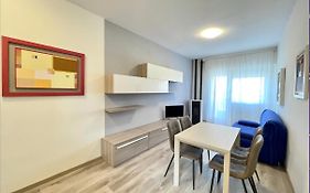 Appartamento Olimpo Carraro Immobiliare Jesolo - Family Apartments