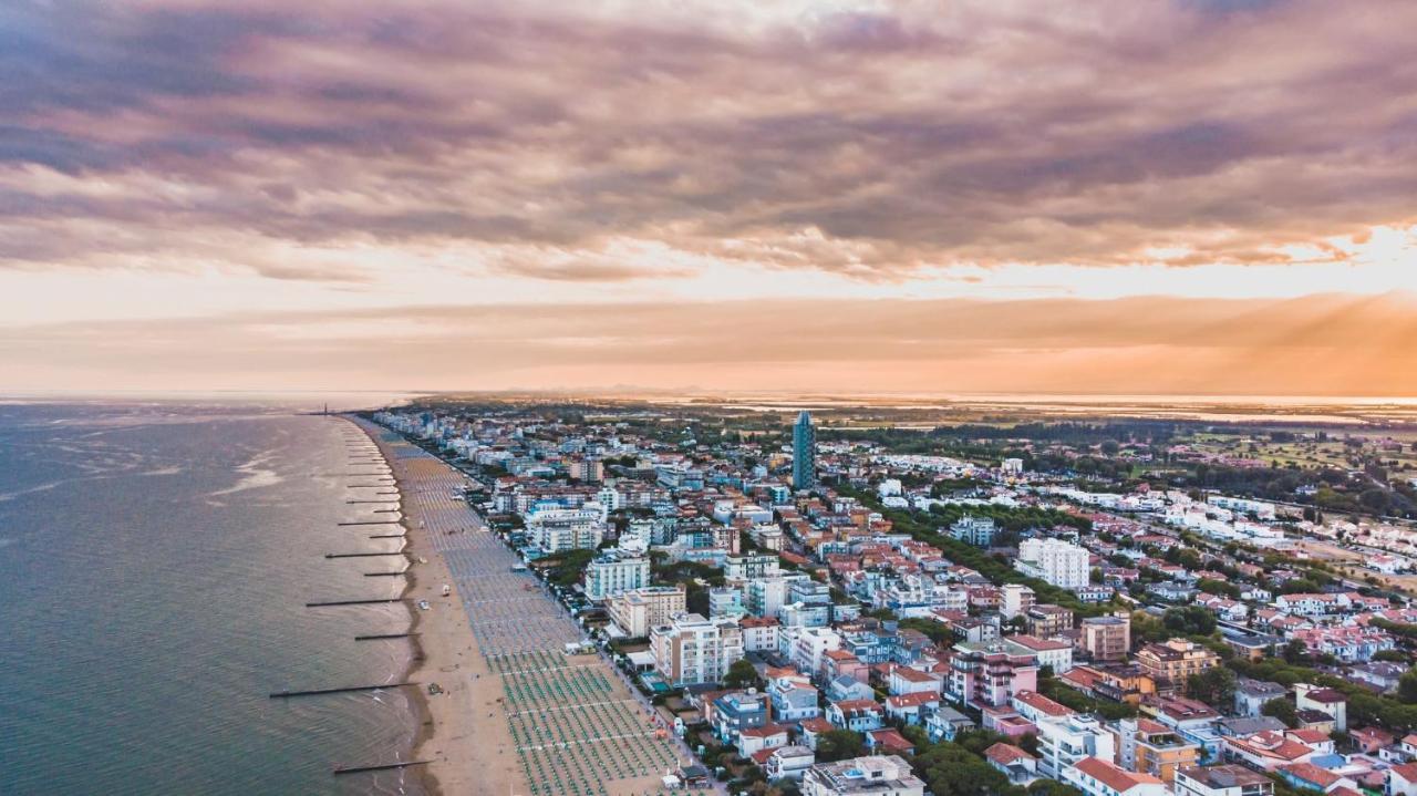 Appartamento Olimpo Carraro Immobiliare Jesolo - Family Apartments Exterior foto